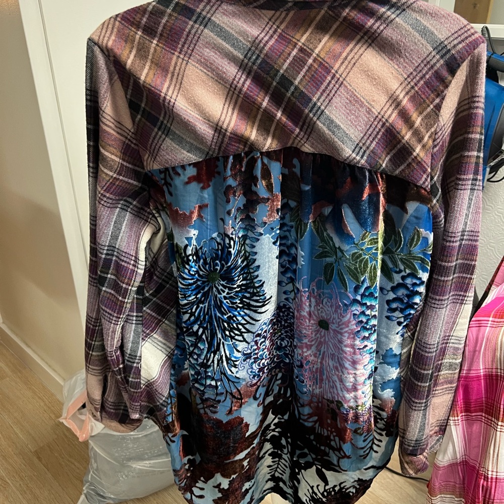 Arata silent Journey blouse